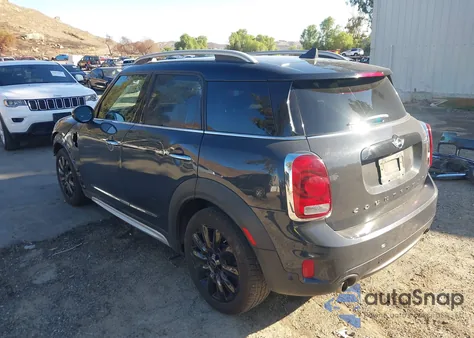 2018 Mini Countryman Cooper S z USA, uszkodzony, nr VIN WMZYT3C34J3E93637